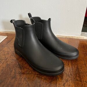 Hunter chelsea rain boots